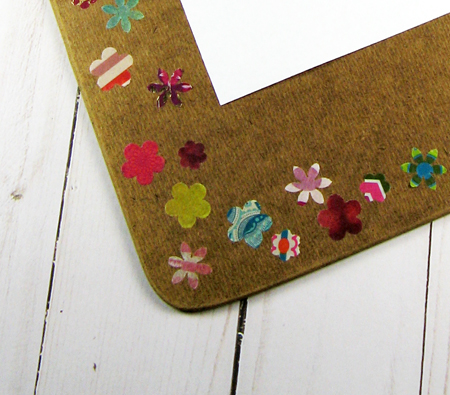 Close up of flowered clipboard