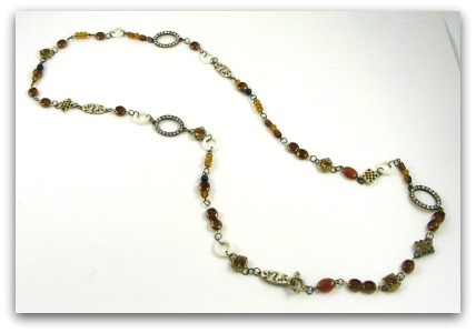 Oval of Long Walk necklace